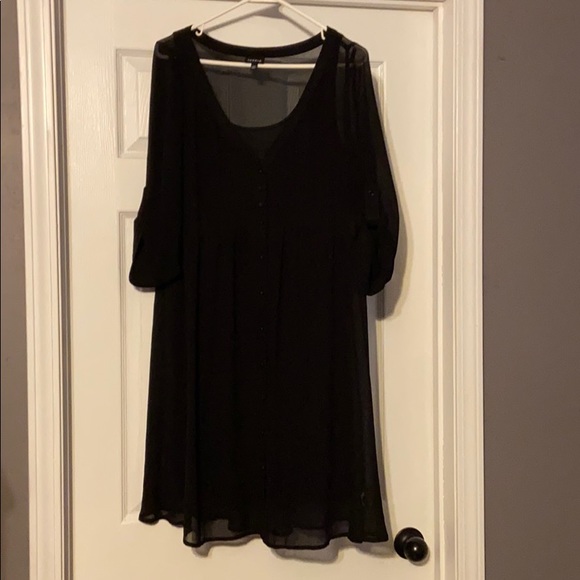 Black Dress - Picture 1 of 2